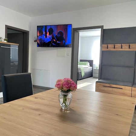 Wohnung Fuer Berufstaetige Hünfeld Buitenkant foto